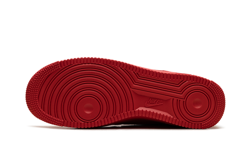 Nike Air Force 1 '07 LV8 Triple Red